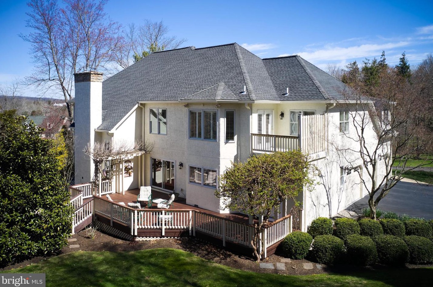 4 Kingswood Dr, New Hope, PA 18938