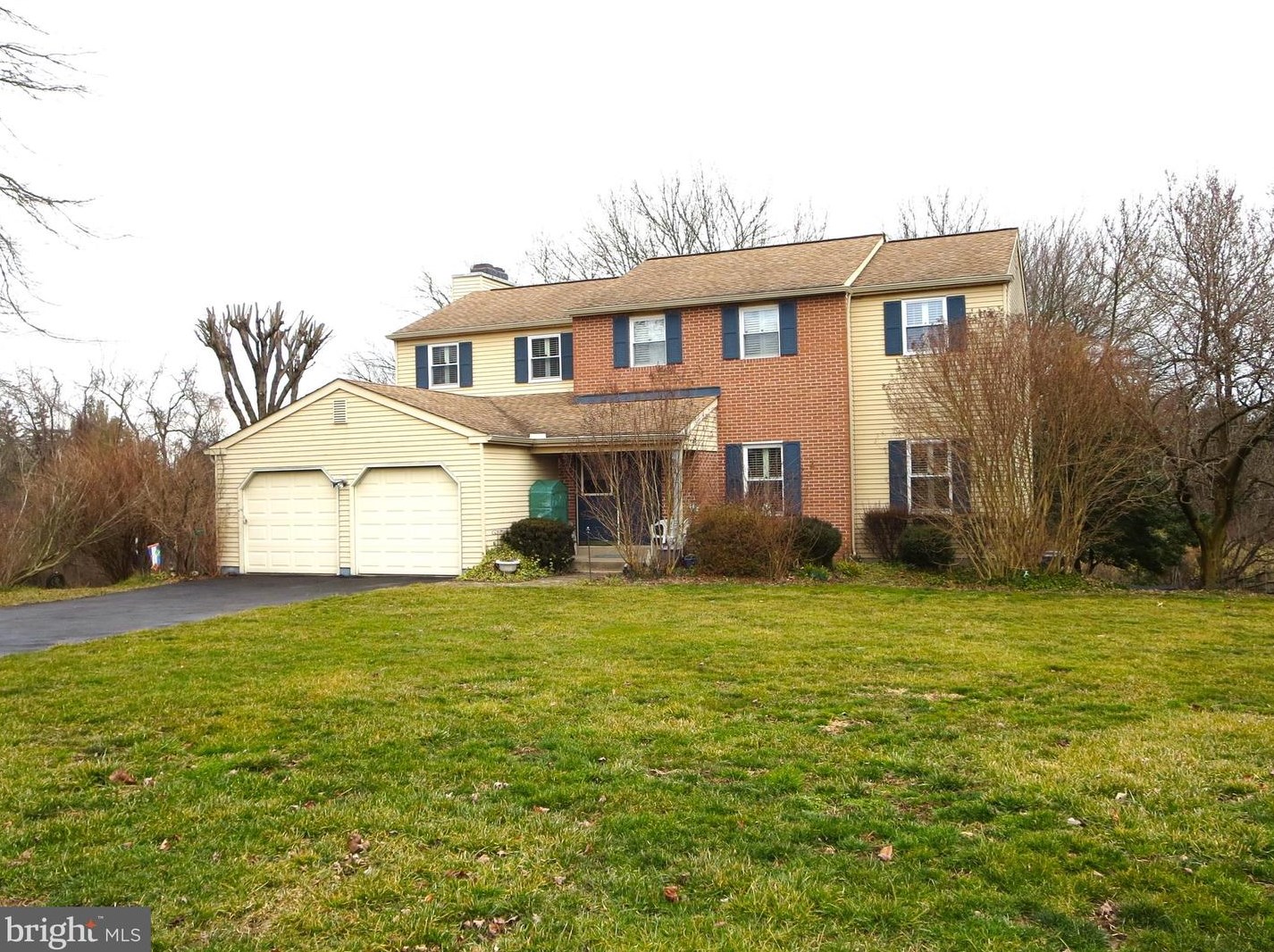 6 Ridge Cir, Langhorne, PA 19053-1540