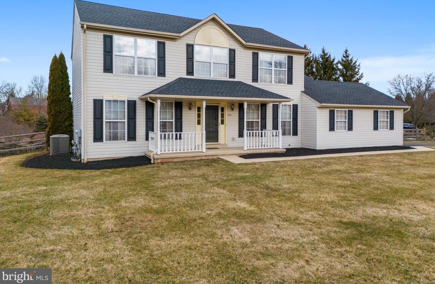 219 Strassburger Rd, Perkasie, PA 18944-1932