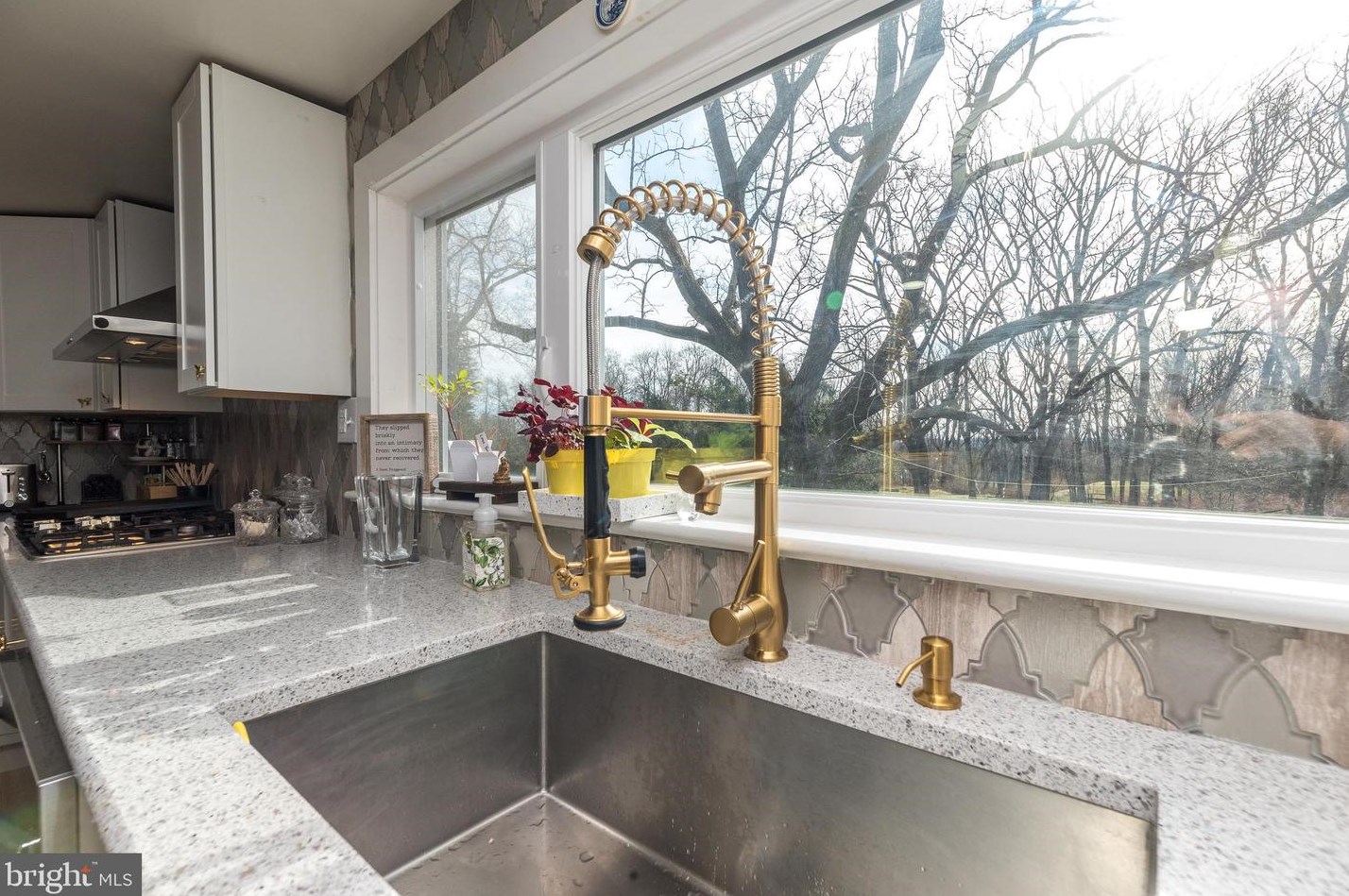 6566 Upper York Rd, New Hope PA  18938-9500 exterior