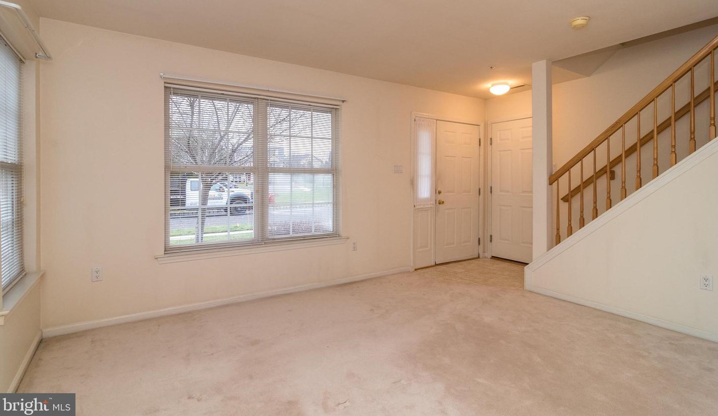 803 Julian Dr W #330, Warminster, PA 18974