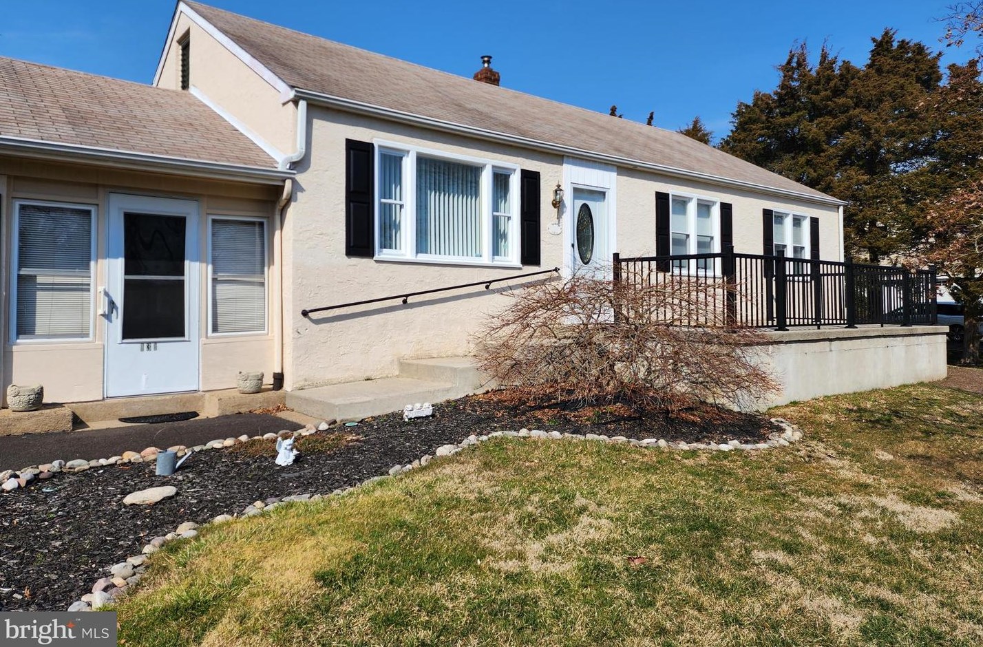 131 S Eastview Ave, Langhorne, PA 19053