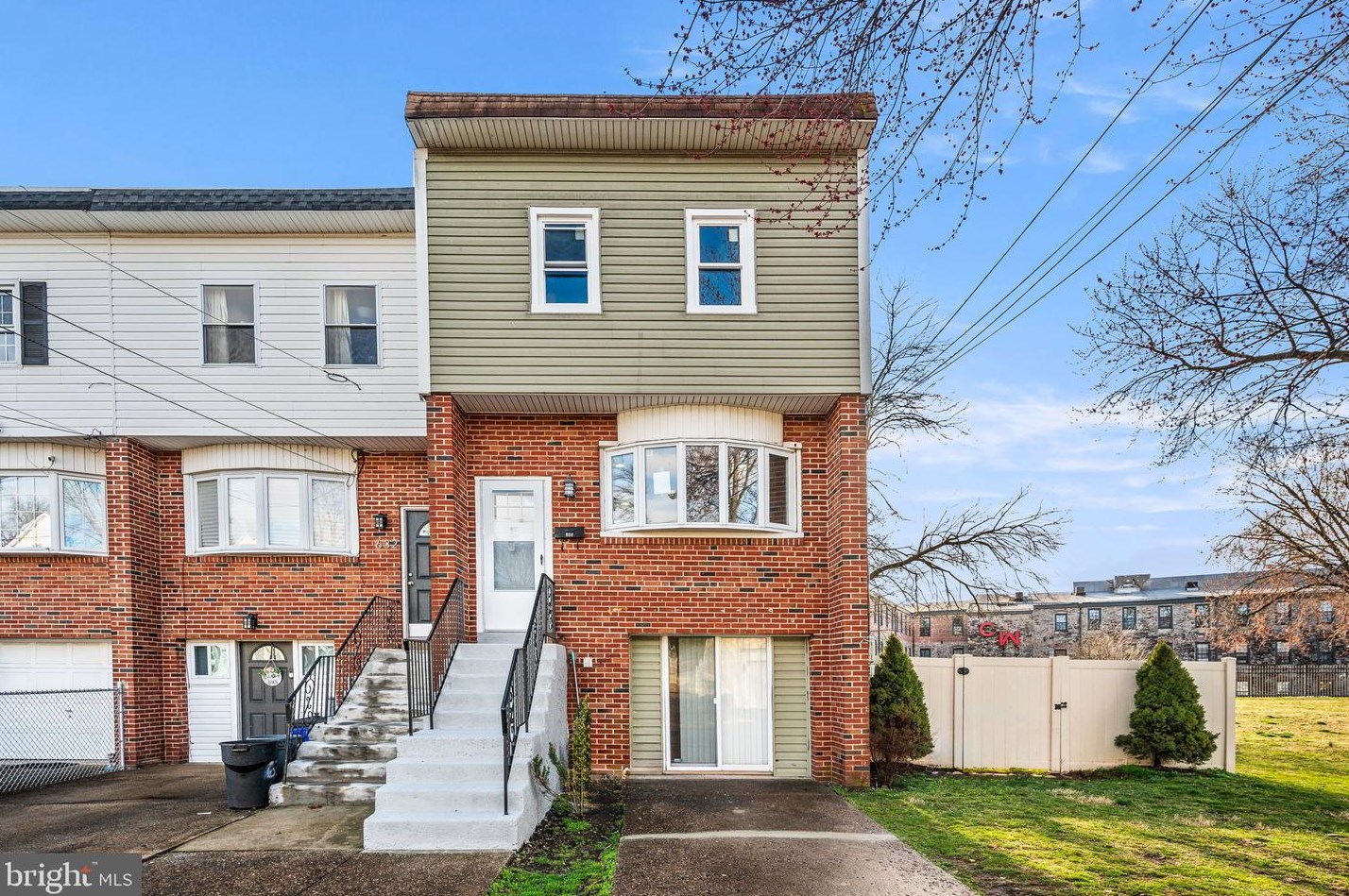 630 New Buckley St, Edgely PA  19007-3929 exterior