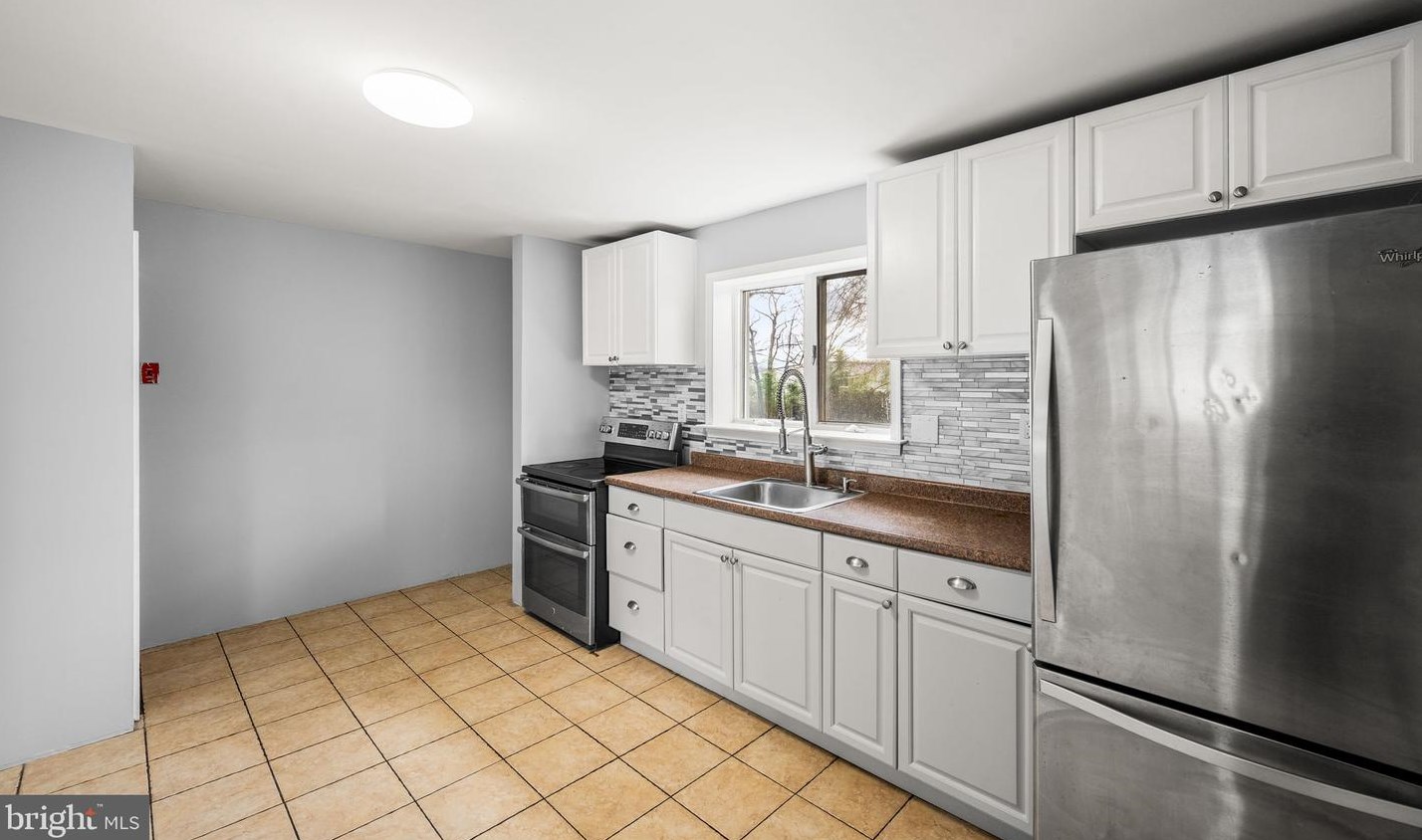 630 New Buckley St, Edgely PA  19007-3929 exterior