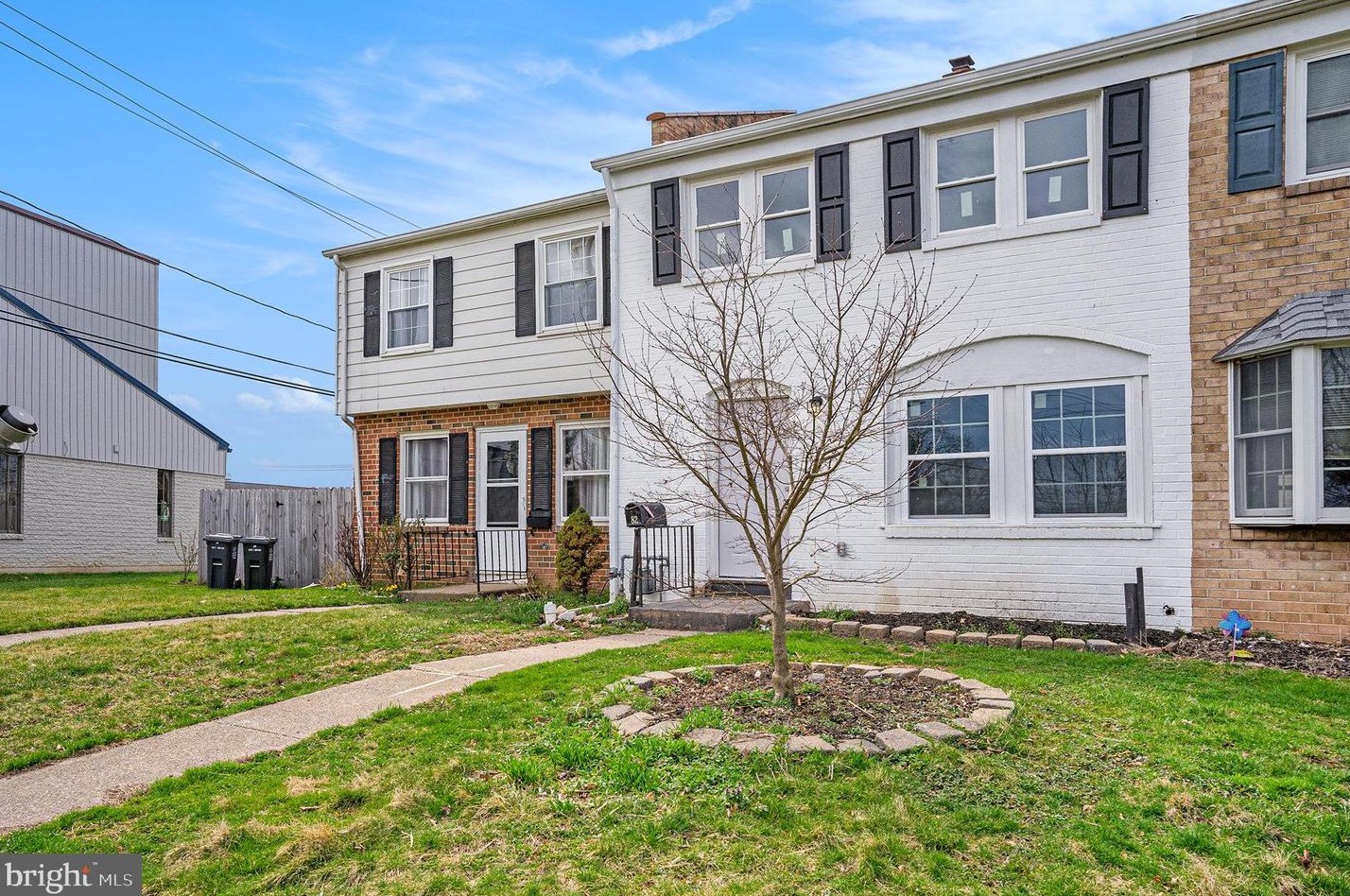 82 Alan Ln, Quakertown, PA 18951-1106