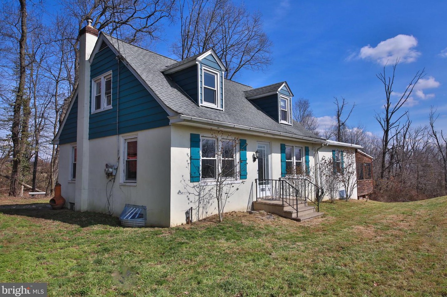 5883 Swamp Rd, Fountainville, PA 18923