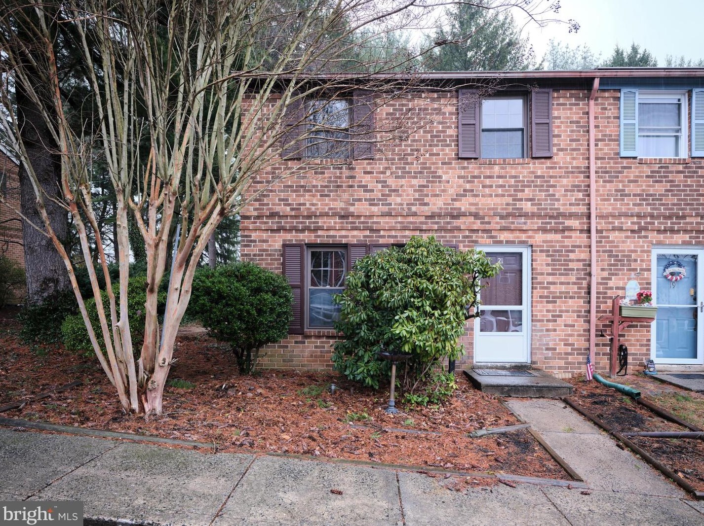21 Constitution Ave, Gardenville, PA 18901