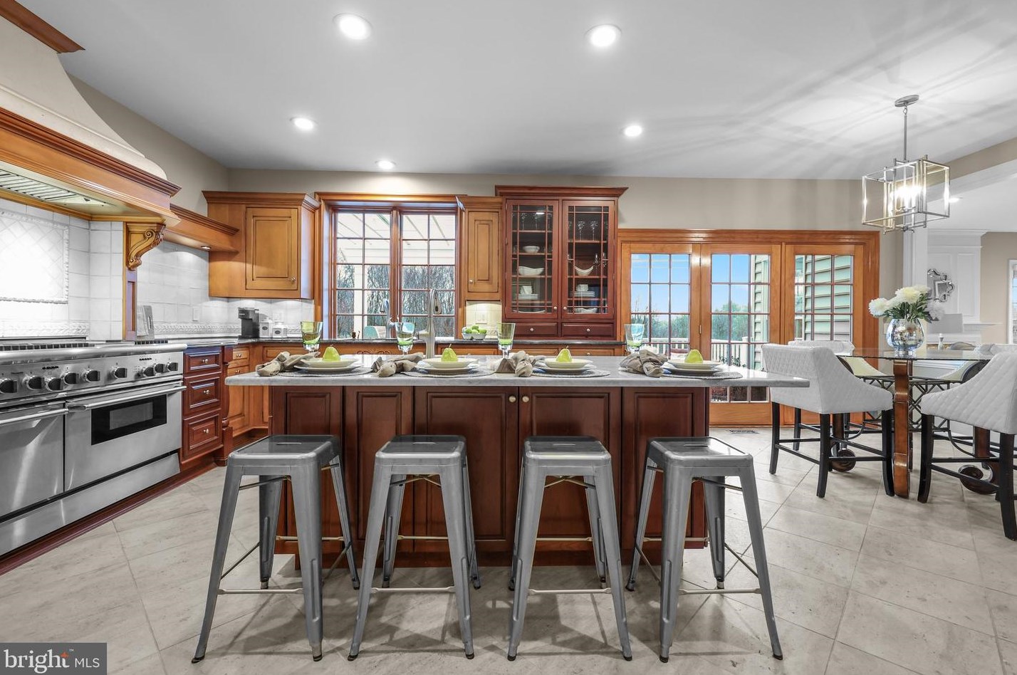 38 Eagleton Farm Rd, Upper Makefield PA  18940-4214 exterior