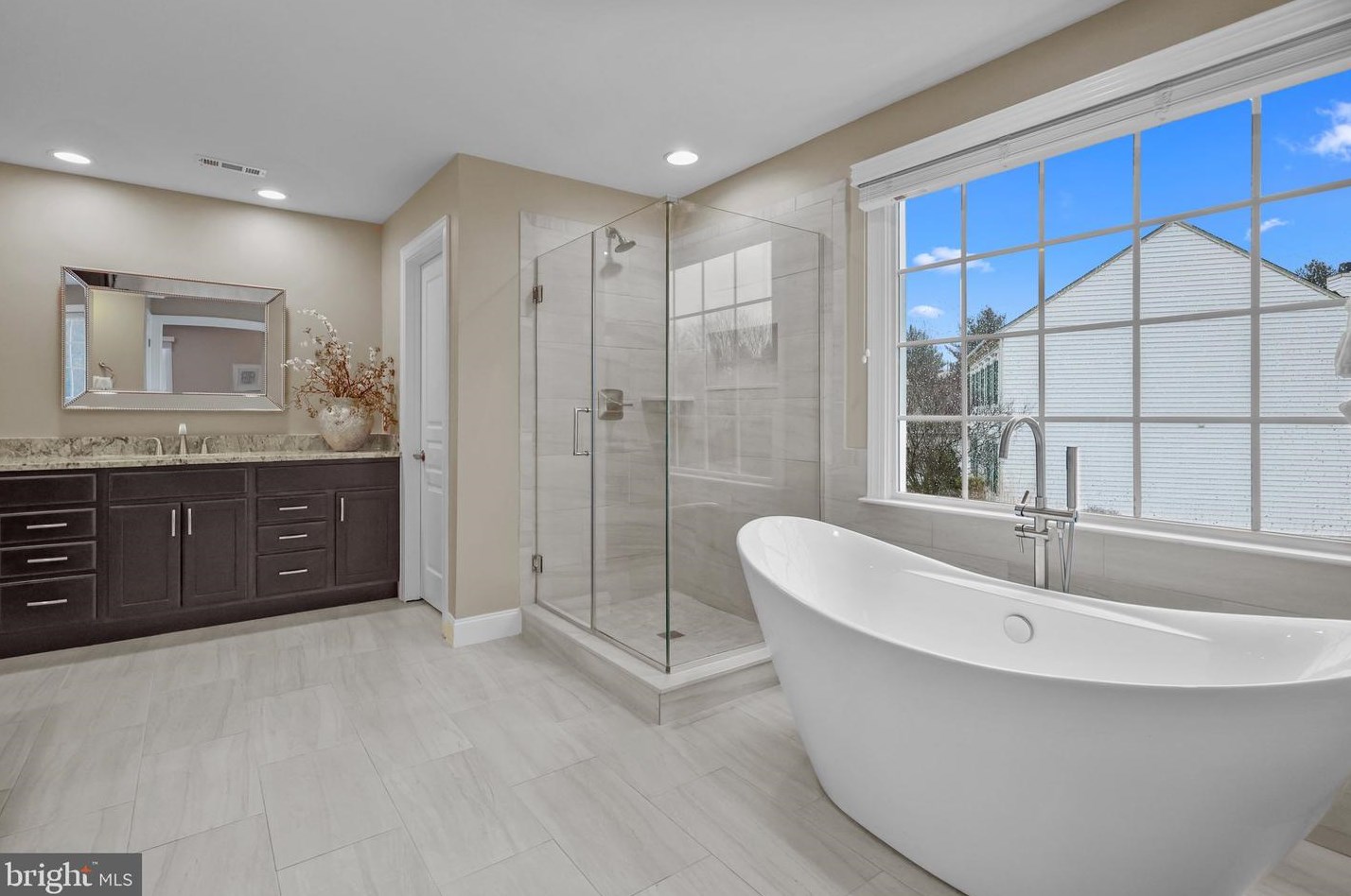 38 Eagleton Farm Rd, Upper Makefield PA  18940-4214 exterior