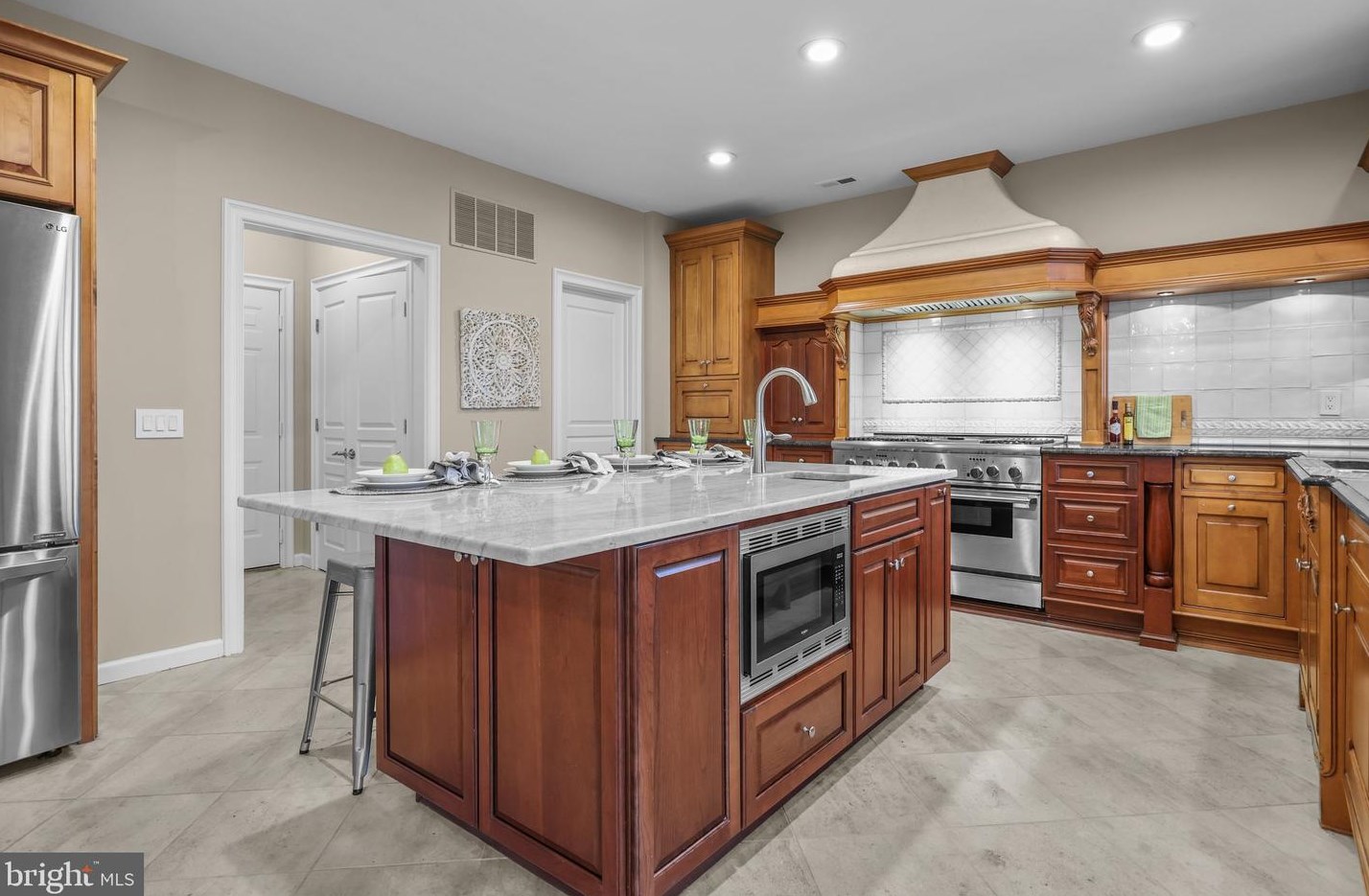 38 Eagleton Farm Rd, Upper Makefield PA  18940-4214 exterior