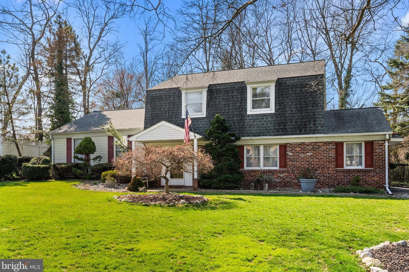 140 Wooden Bridge, Southampton, PA 18966