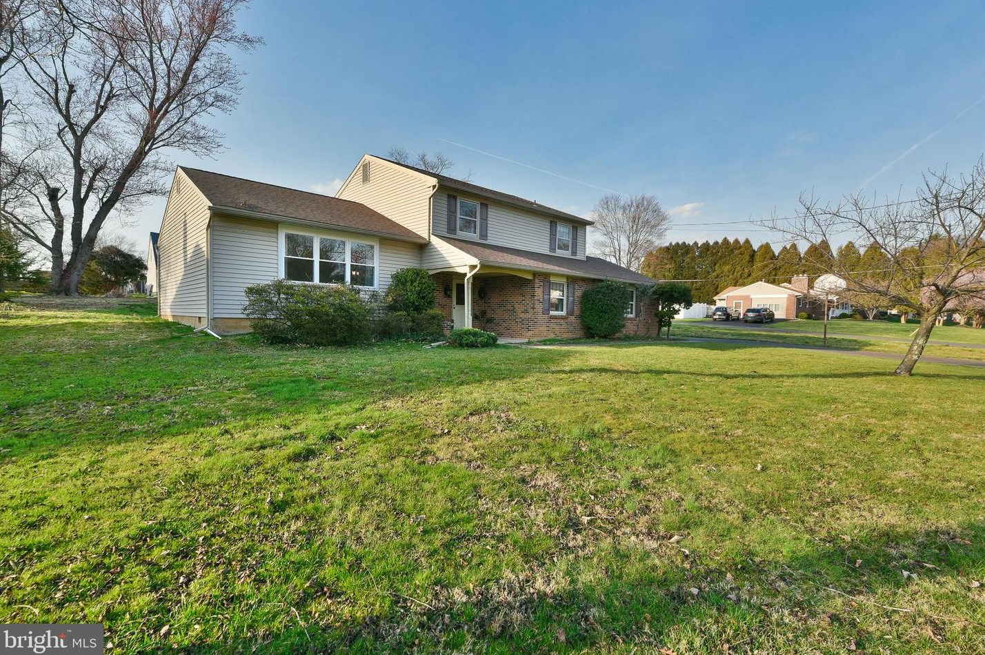 524 Longview Ave, Langhorne, PA 19047