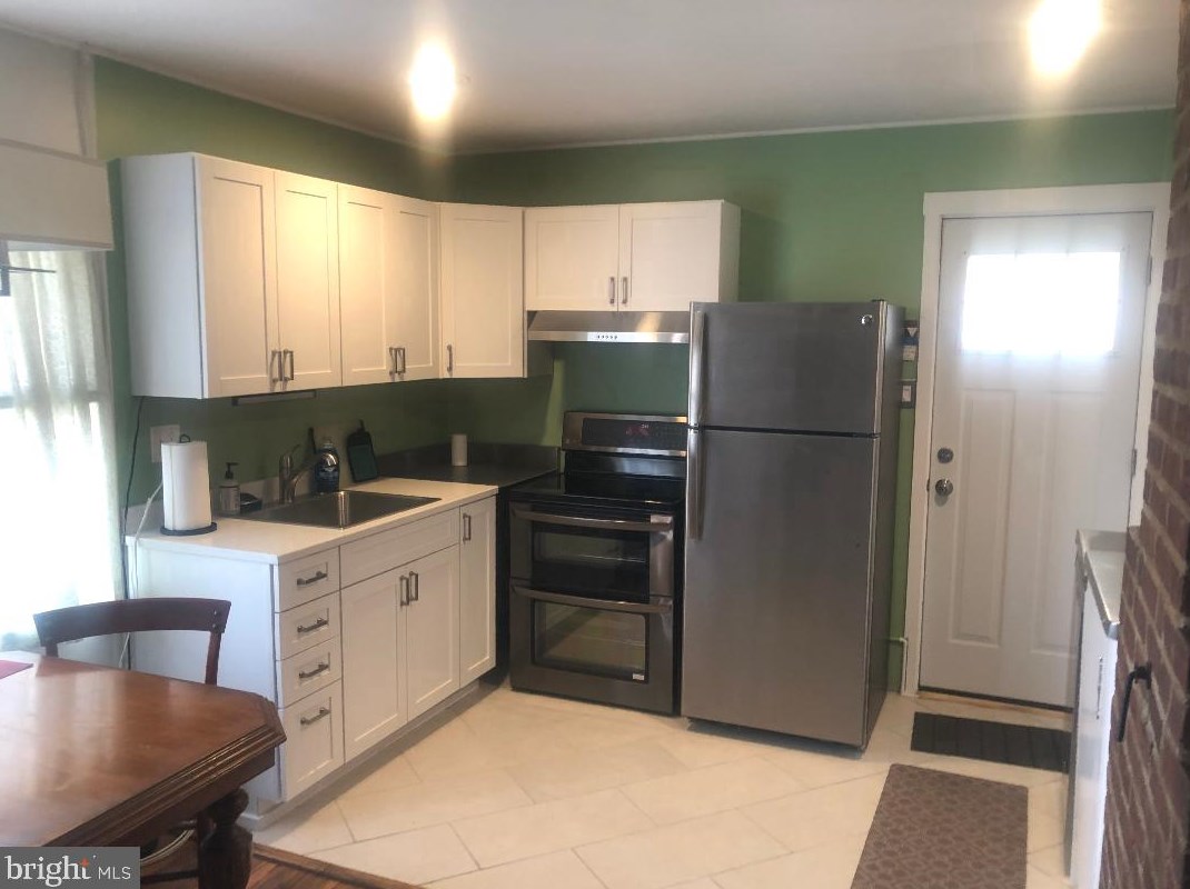 29 Fortune Ln, Levittown PA  19055-2112 exterior
