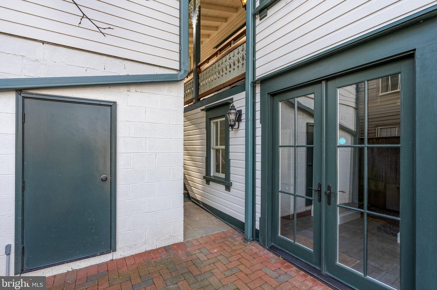 104 New St, New Hope PA  18938-1208 exterior
