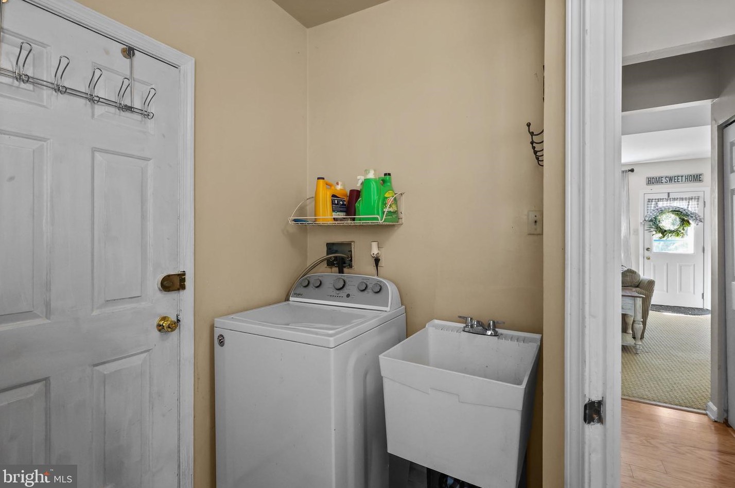 2 Elizabeth Ln, Southampton PA  18954-1011 exterior