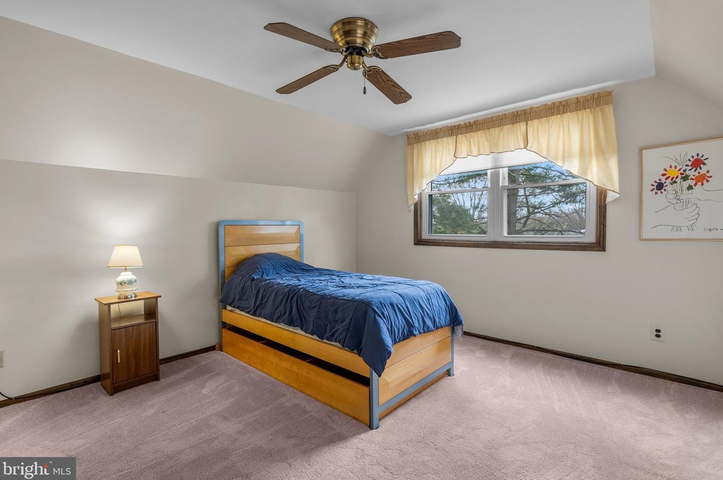 60 King Charles Ln, Upper Makefield PA  18940-2312 exterior