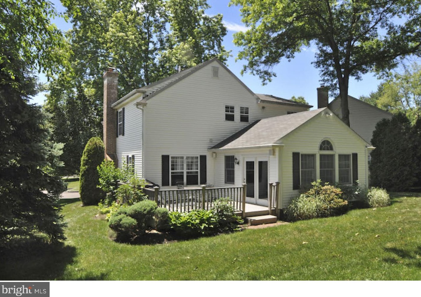 4553 French Dr, Gardenville, PA 18902
