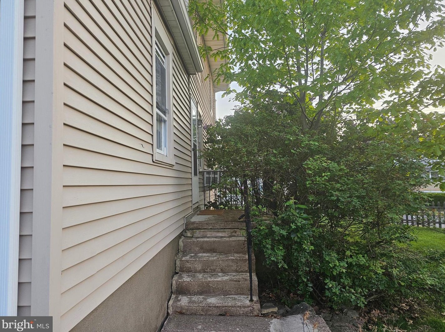 683 S Bellevue Ave #2nd Floor, Langhorne, PA 19047