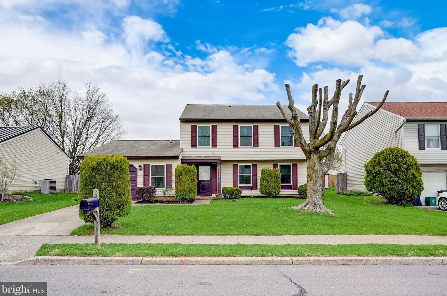 416 Federal Ln, Yardley, PA 19067