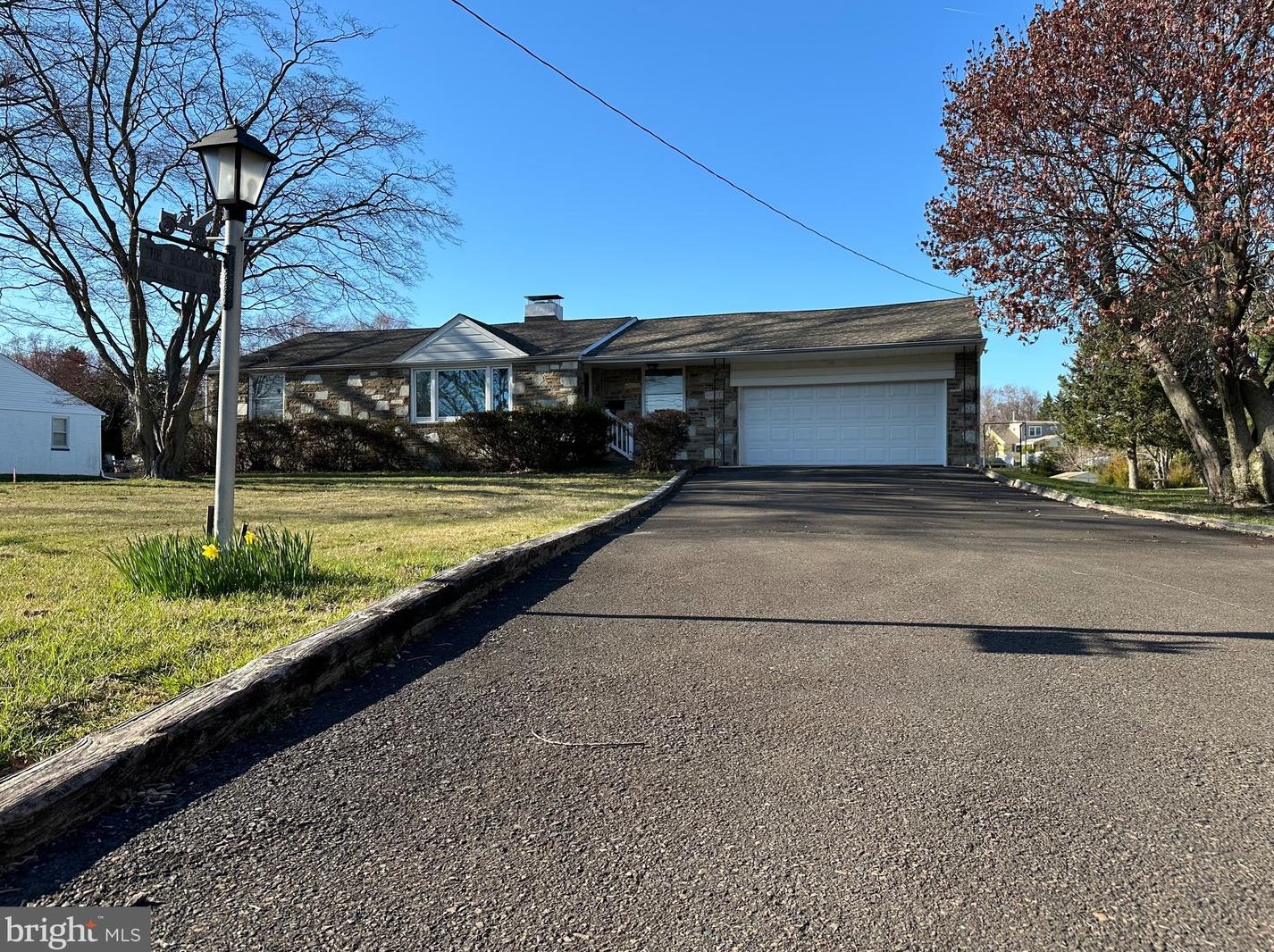 826 Central Ave, Southampton, PA 18966