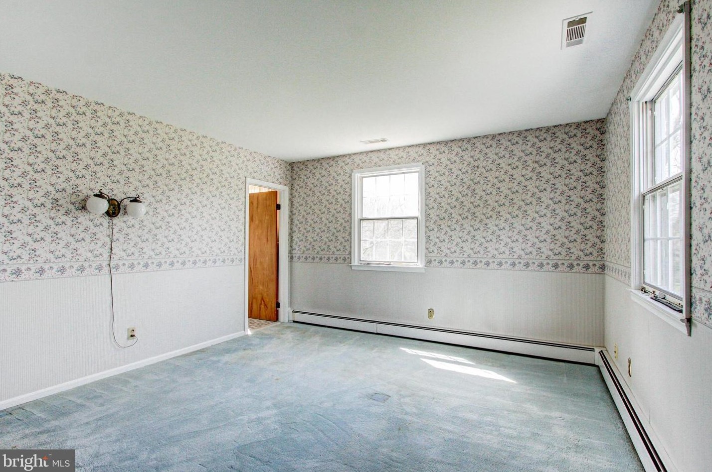 40 Pinevale Rd, Gardenville PA  18901-2120 exterior