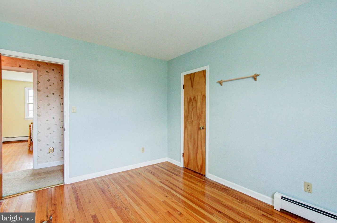 40 Pinevale Rd, Gardenville PA  18901-2120 exterior