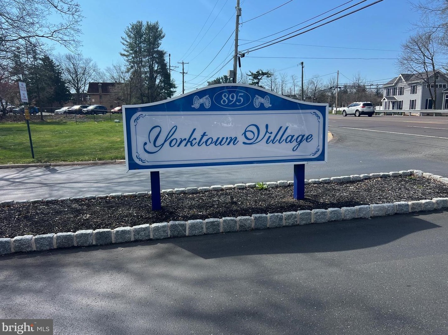 208 Saratoga Ct, Warminster, PA 18974-2091