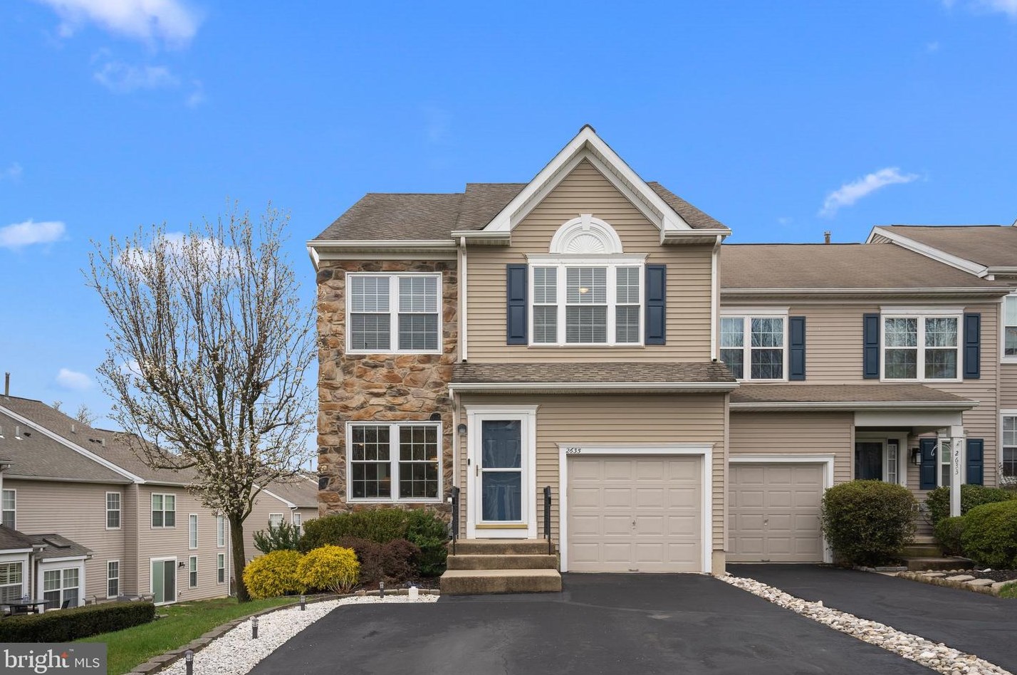 2635 Fallow Hill Ln, Jamison, PA 18929