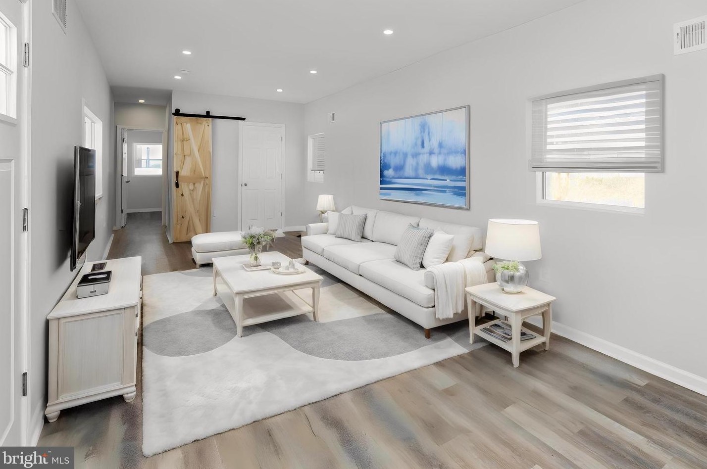 533 9th Ave, Warminster, PA 18974