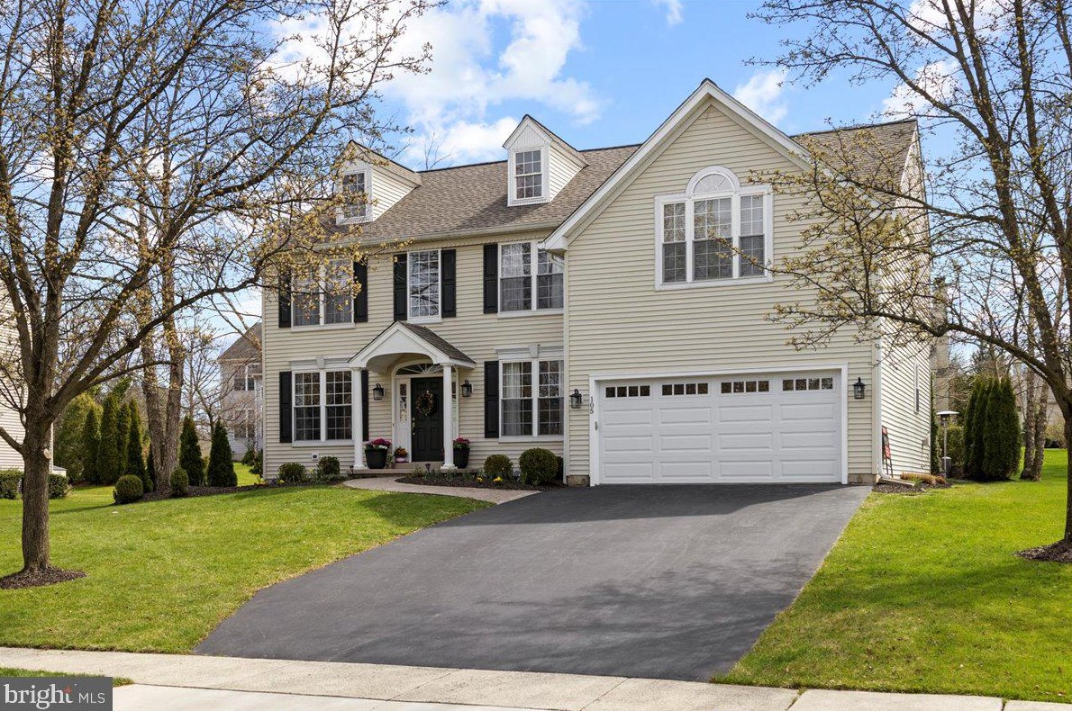 105 Applewood Ln, Dublin, PA 18917