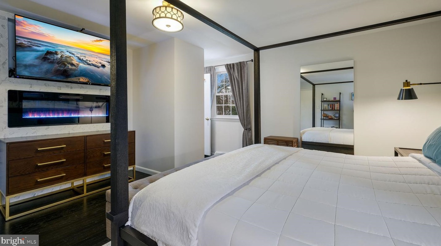 14 Rambler Dr, Southampton PA  18966-2035 exterior