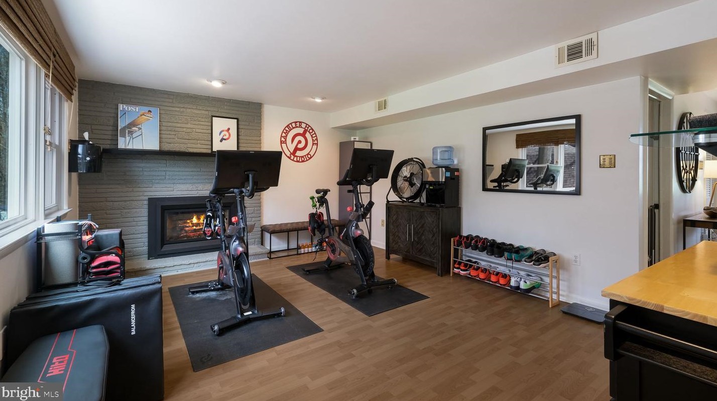 14 Rambler Dr, Southampton PA  18966-2035 exterior