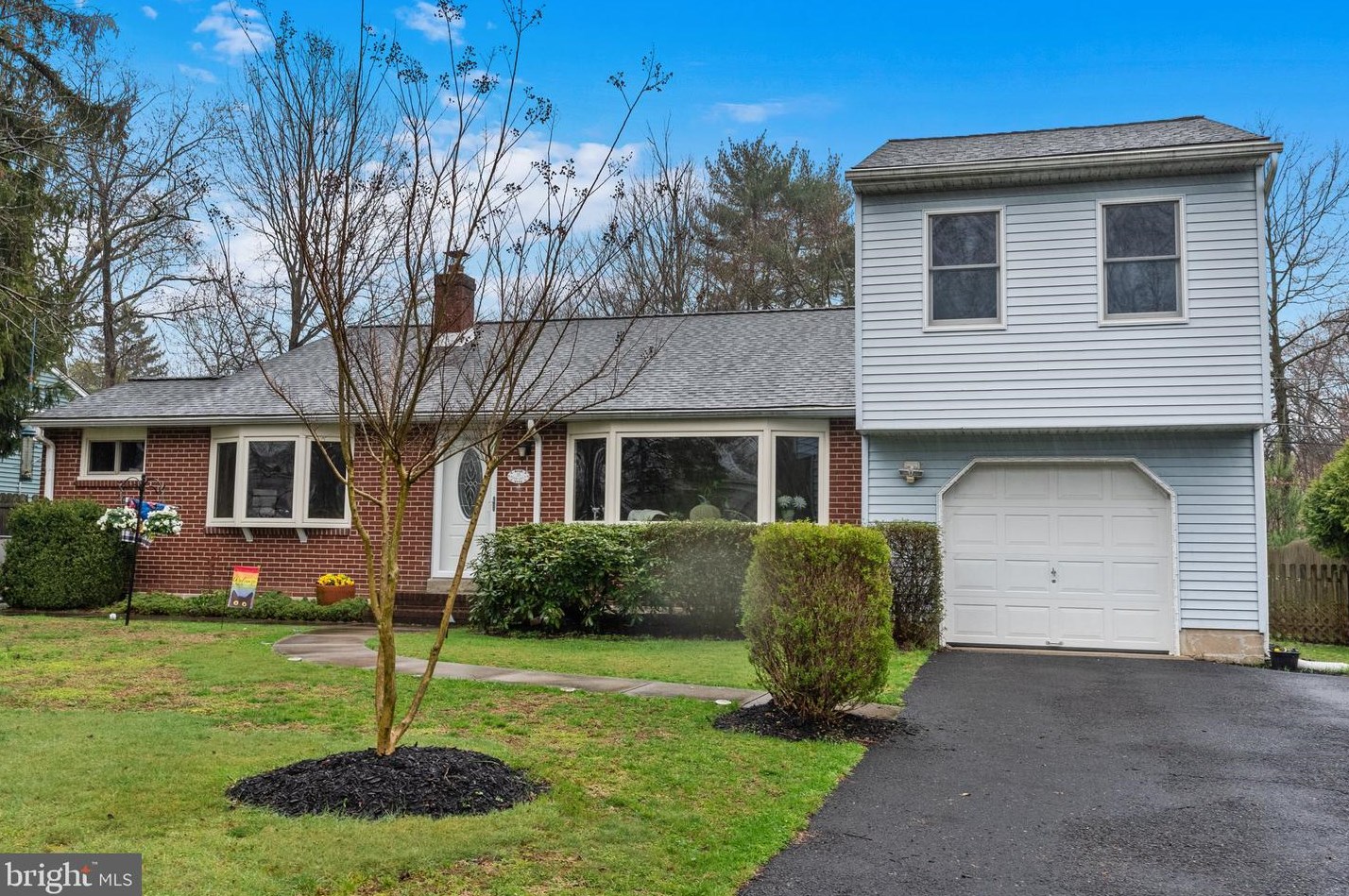 35 Manor Ln #n, Yardley, PA 19067