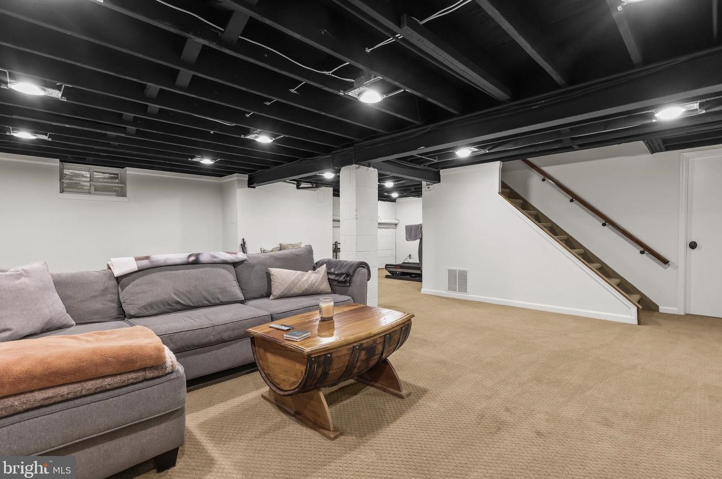 110 Windover Ln, Gardenville PA  18901-3220 exterior