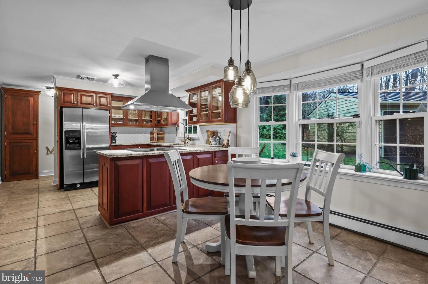 110 Windover Ln, Gardenville PA  18901-3220 exterior