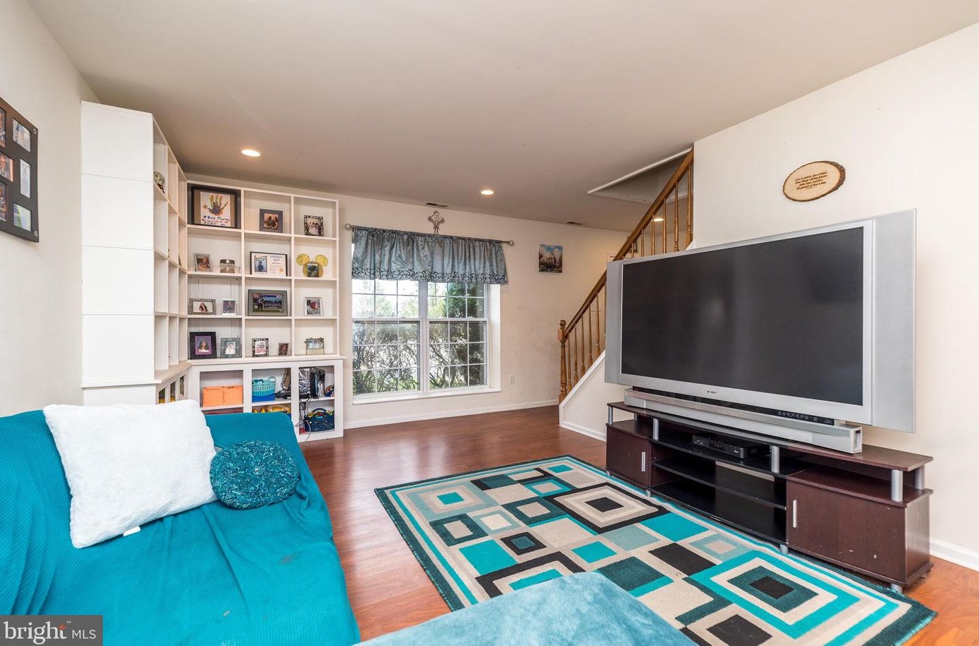 1233 Fieldstone Ct, Quakertown, PA 18951