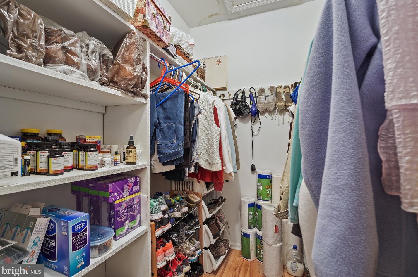 1904 Society Pl, Upper Makefield PA  18940-3228 exterior