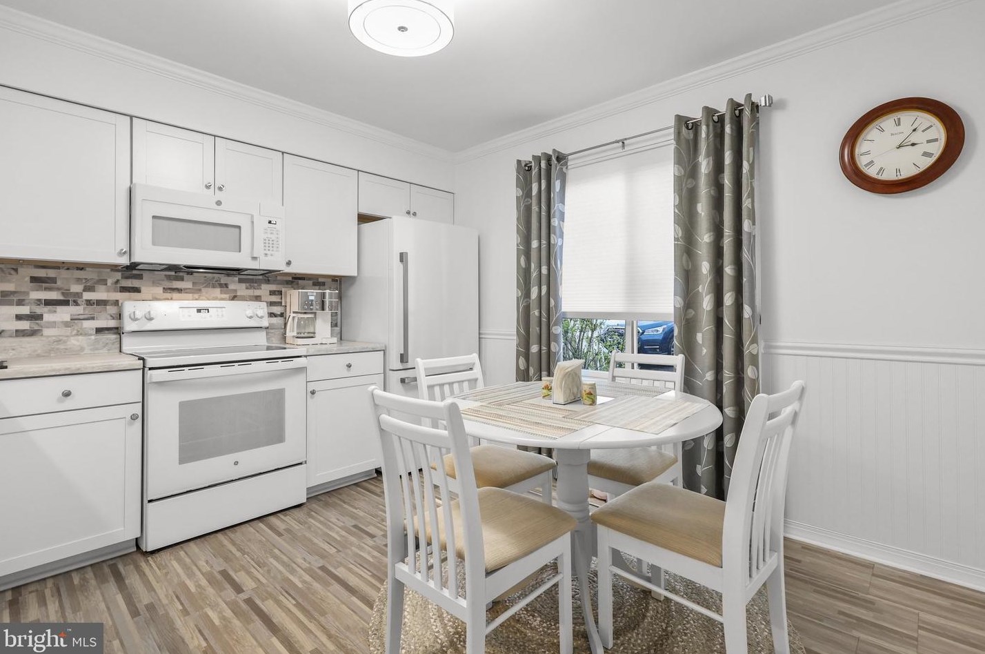 43 Cartlane Cir, Chalfont PA  18914-2257 exterior