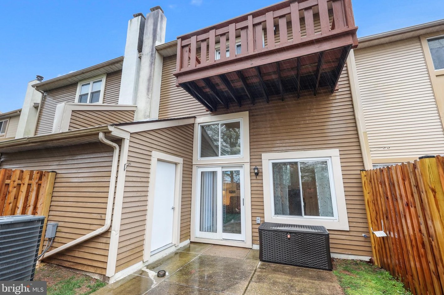 43 Cartlane Cir, Chalfont PA  18914-2257 exterior