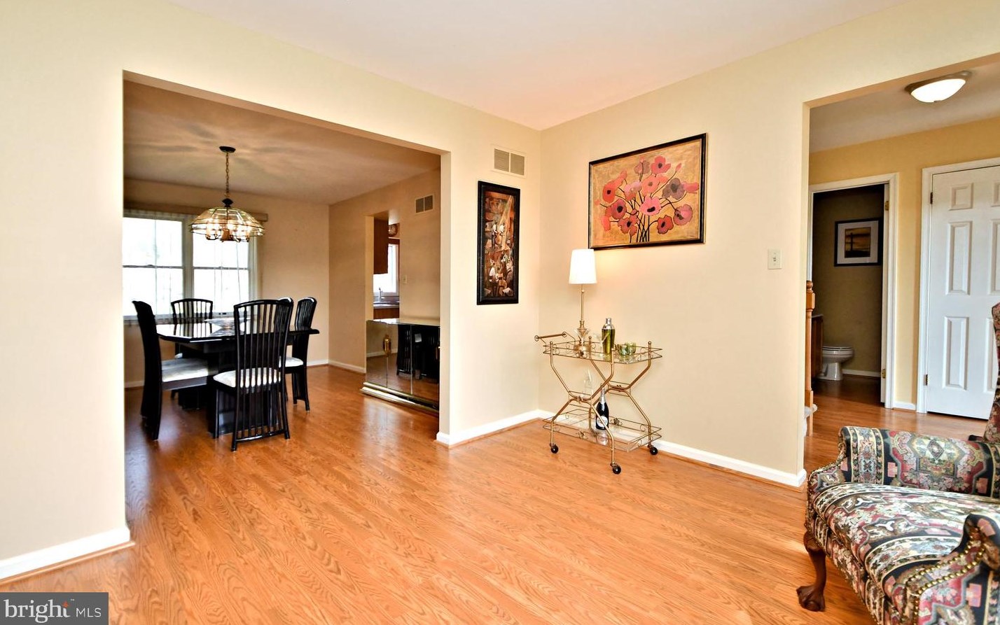 71 N Ridge Run Rd, Sellersville, PA 18960