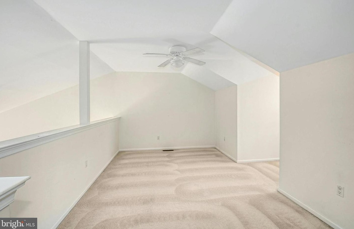 172 Progress Dr, Gardenville PA  18901-2562 exterior