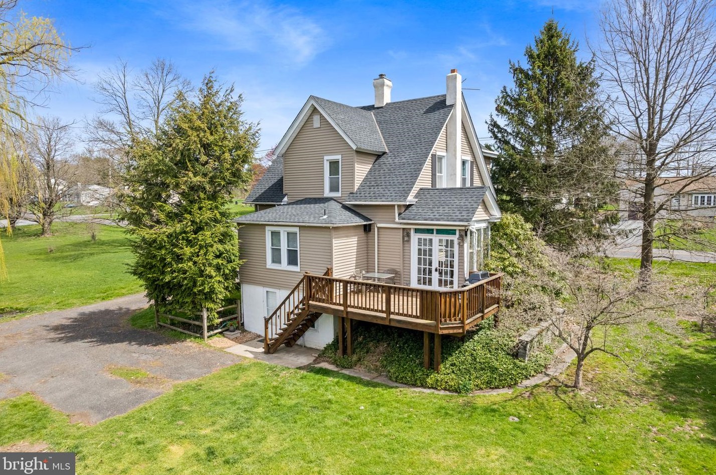 2860 Old Bethlehem Pike, Quakertown PA  18951-4025 exterior