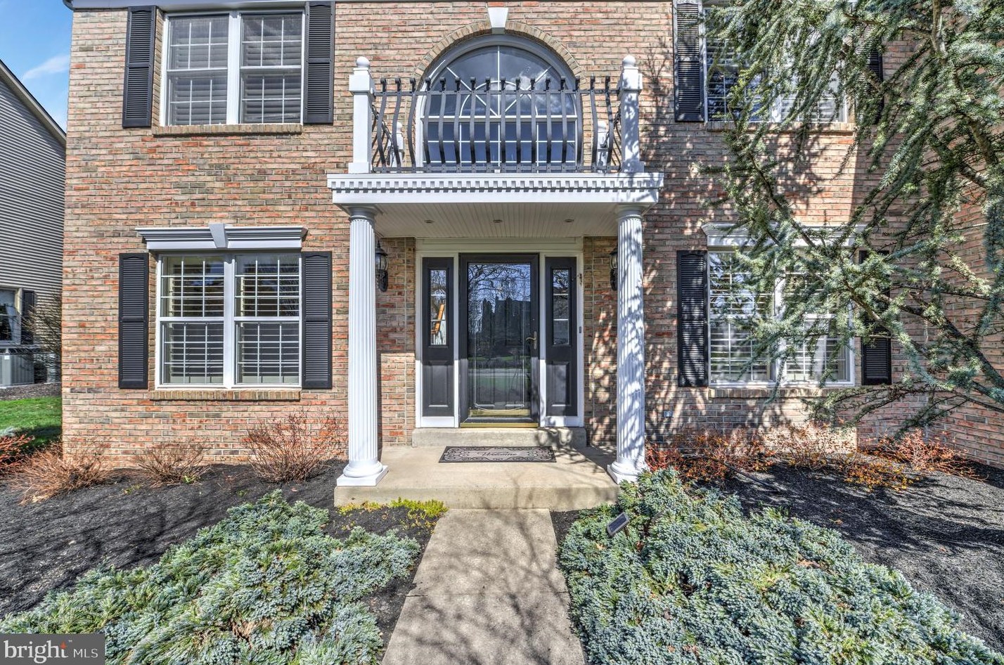 267 Windsor Way, Gardenville, PA