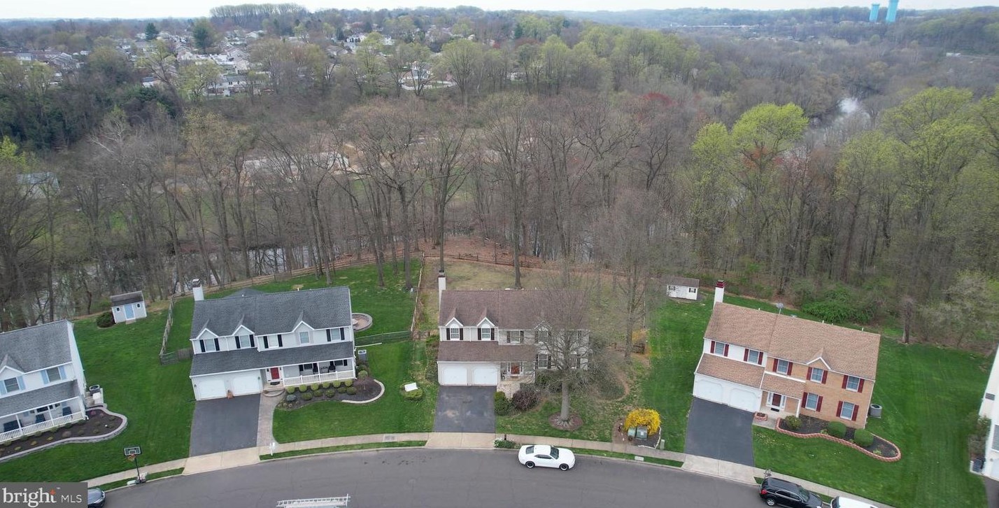 675 Highpointe Cir, Langhorne, PA 19047-5160