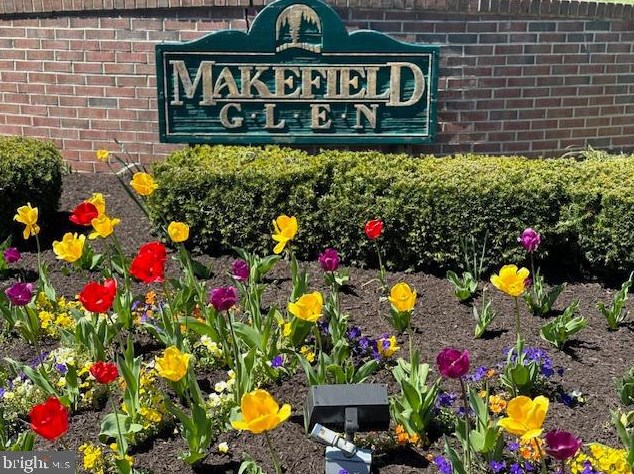 9204 Sheffield Dr, Yardley, PA 19067
