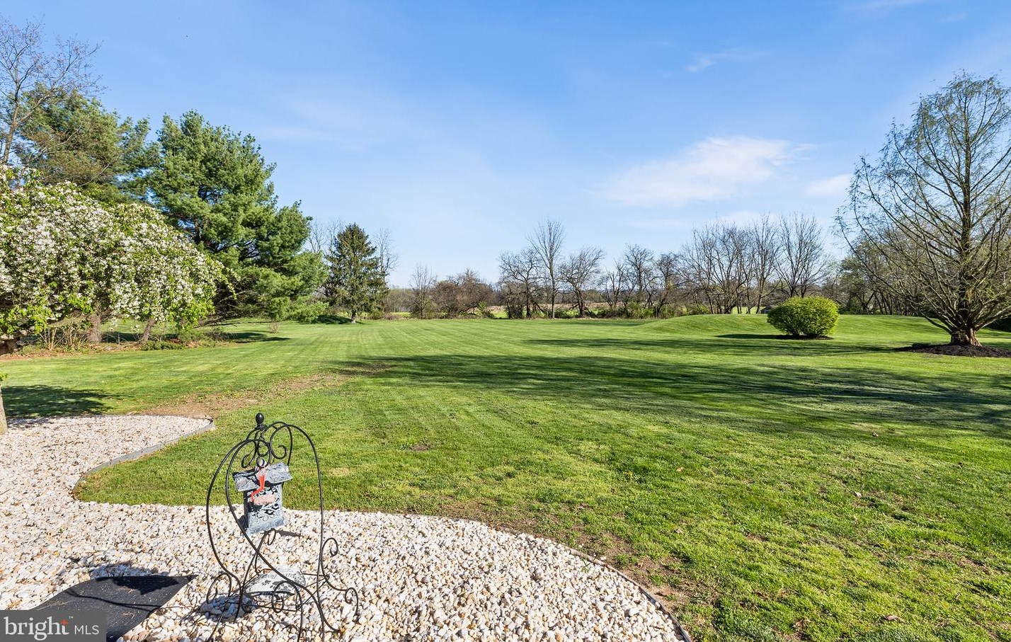 911 Upper Stump Rd, Chalfont PA  18914-1613 exterior