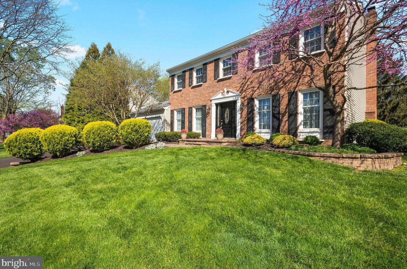 62 Waln Ln, Langhorne, PA 19047