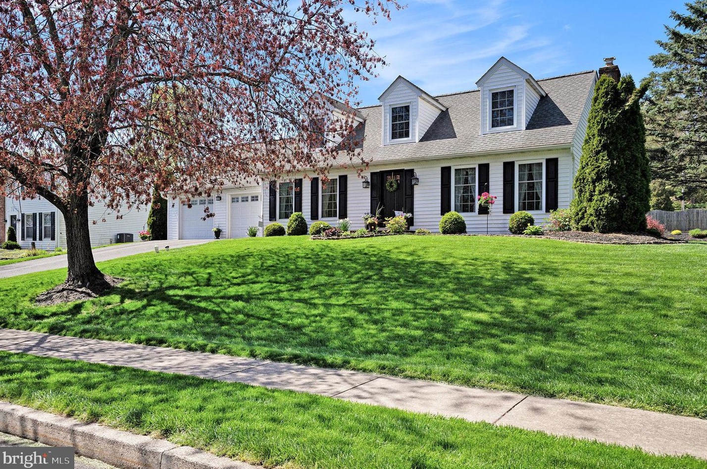 650 Shadywood Dr, Perkasie, PA 18944