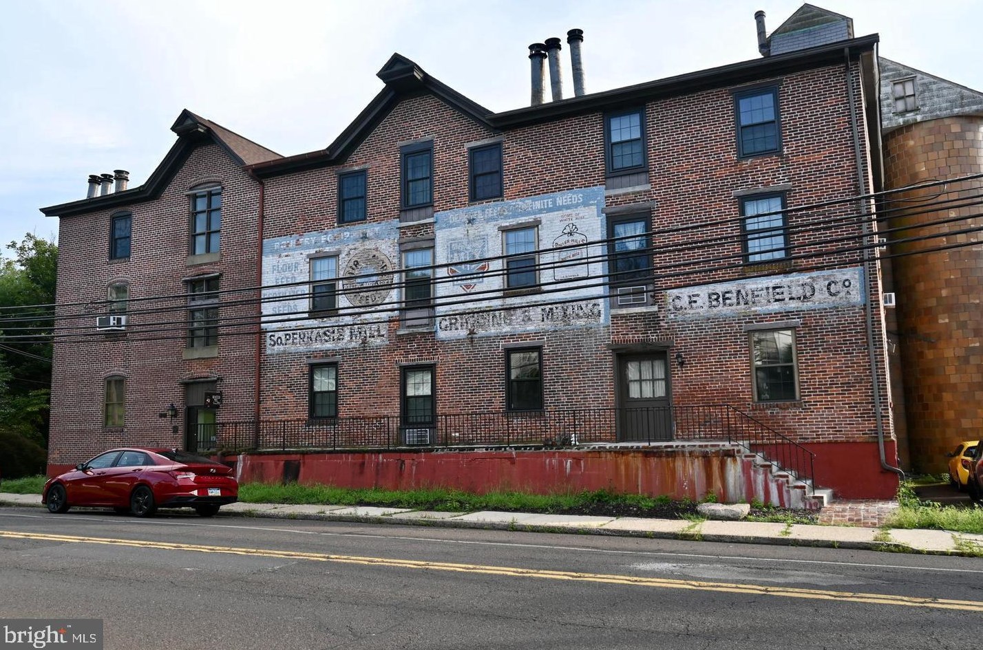 624 E Walnut St #302, Perkasie, PA 18944