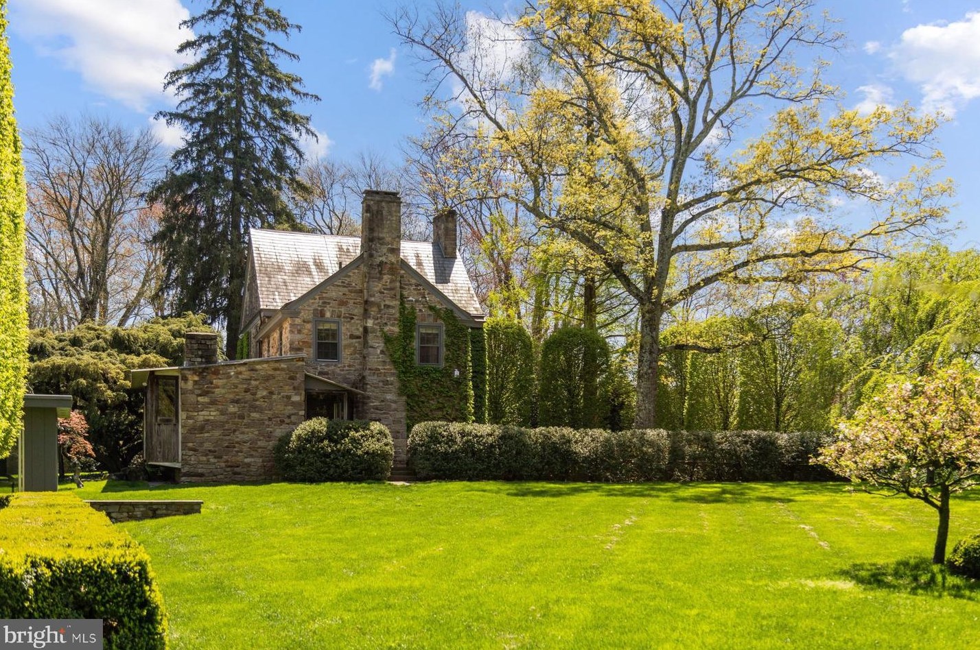 3539 Holicong Rd, Gardenville, PA